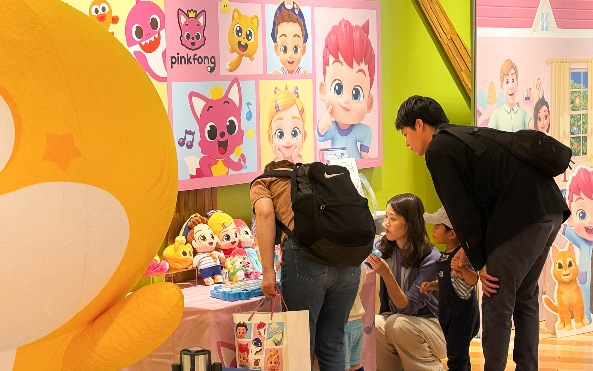 PINKFONG POP UP SHOP