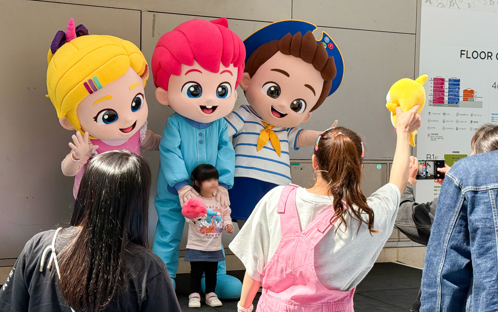 PINKFONG POP UP SHOP