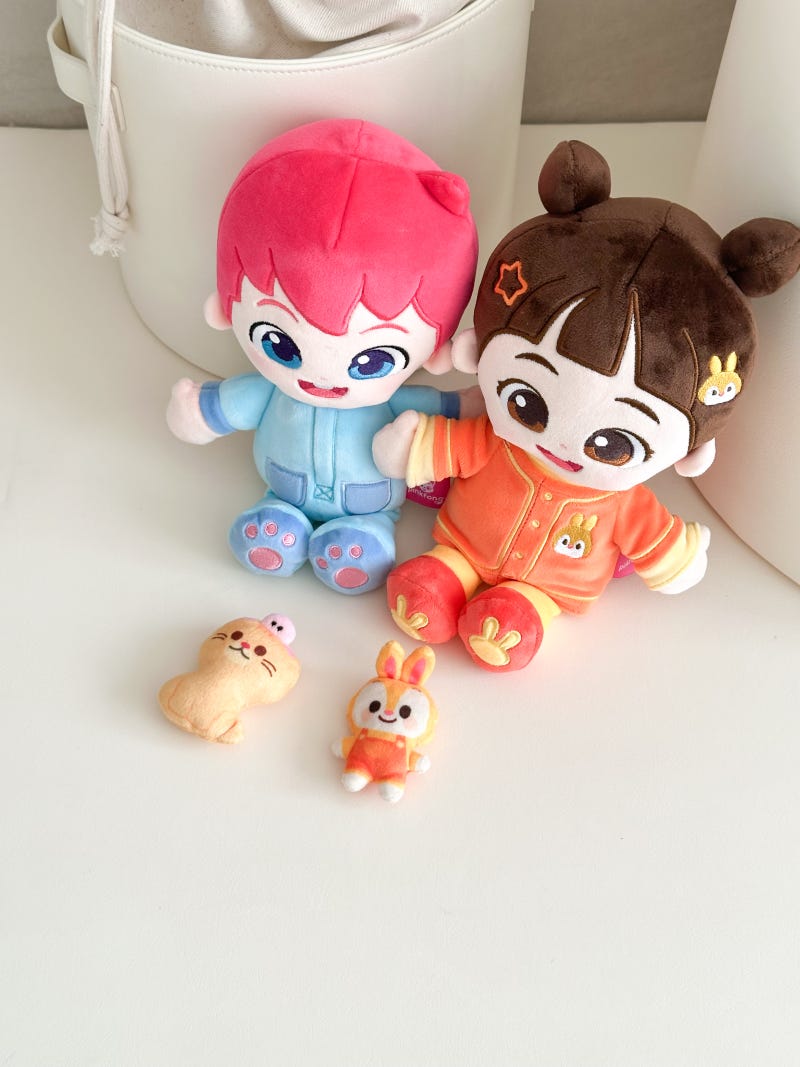 Bebefinn and Minji plush toys with their detachable mini magnet friends